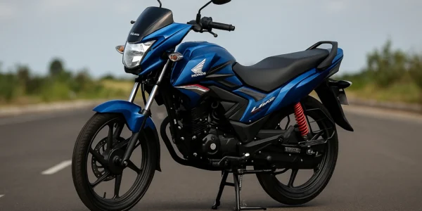 Honda Livo 2025 commuter bike in metallic blue with black and silver details parked on an open road in India
